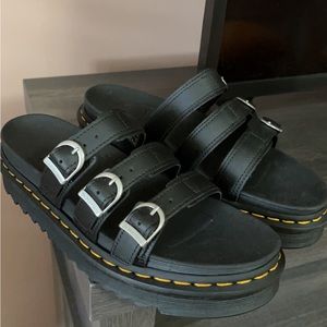 Womens shoes never worn